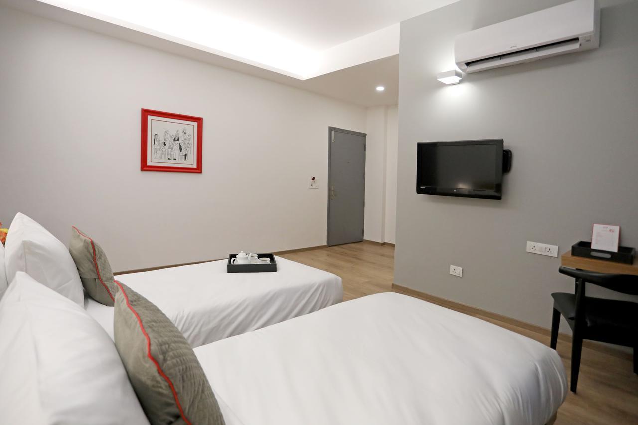 מלון Oyo Townhouse 027 Sector 15 גורגאון מראה חיצוני תמונה