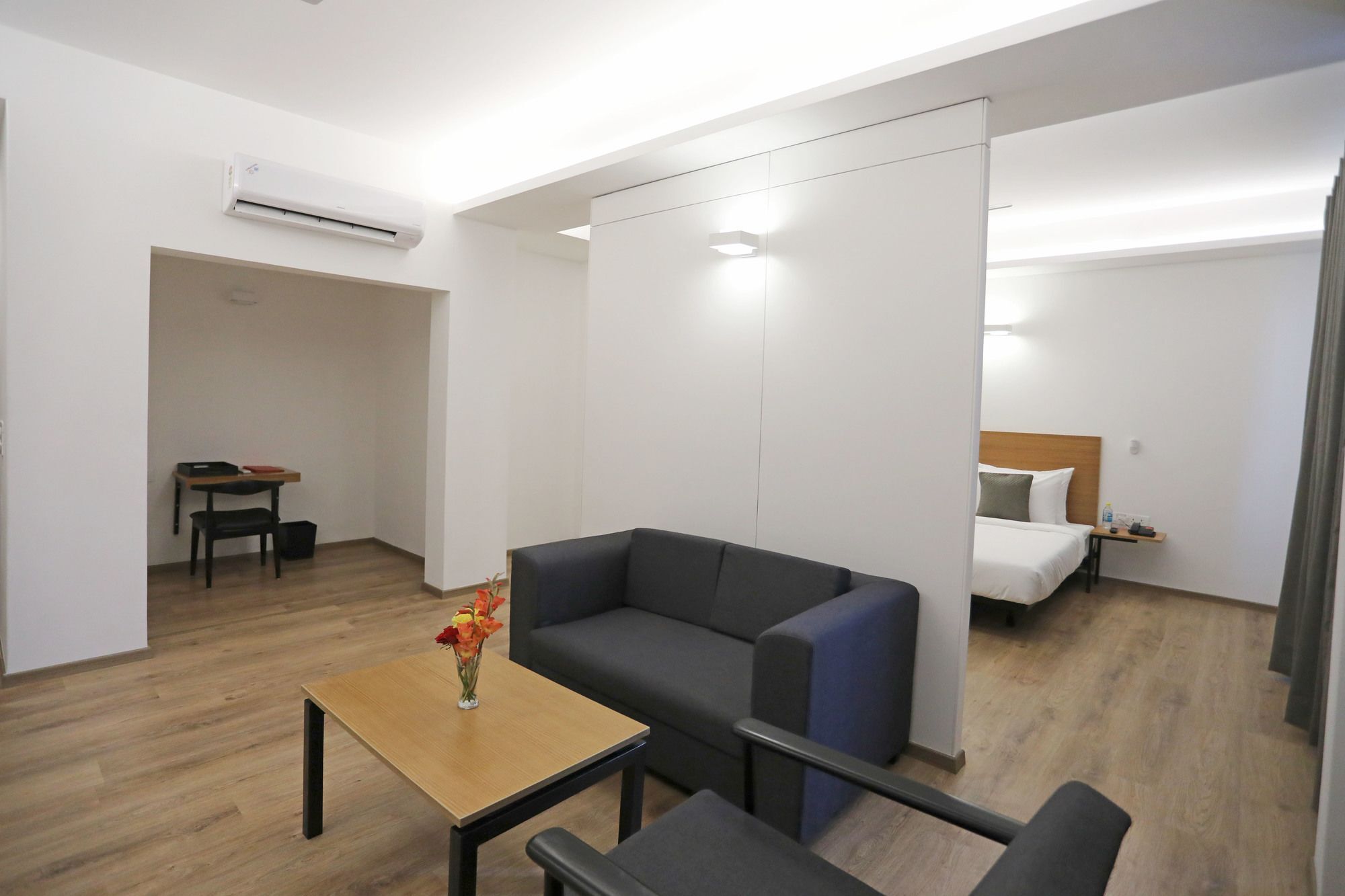 מלון Oyo Townhouse 027 Sector 15 גורגאון מראה חיצוני תמונה